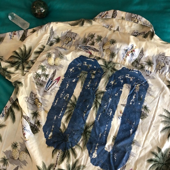 Button Up - Picture 3 of 3